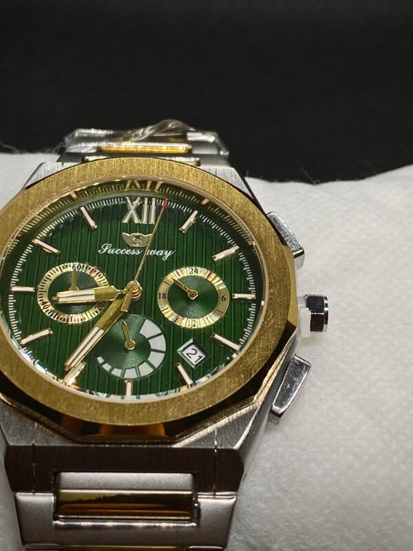 MEN'S SCSS WY DATE ADJUST CHORONOGRAPH TWO TONE CHAIN WITH GREEN DIAL