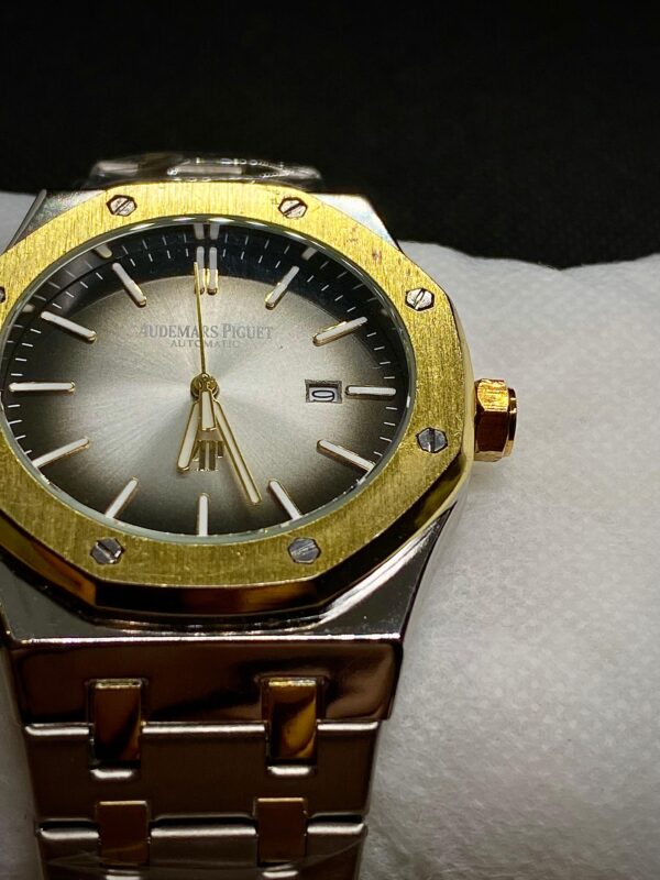 MEN'S ADMRS PGT ROYAL OAK DATE ADJUST TWO TONE CHAIN WITH SILVER DIAL